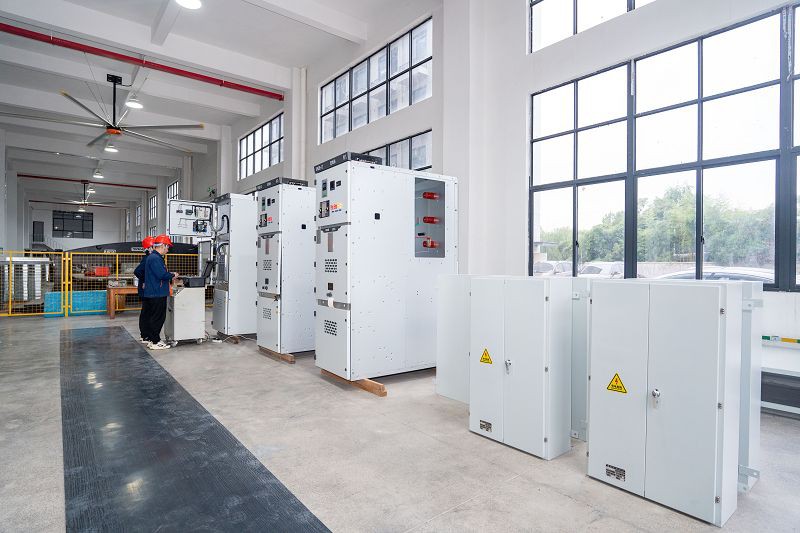 Gabinete de distribuição de energia CA